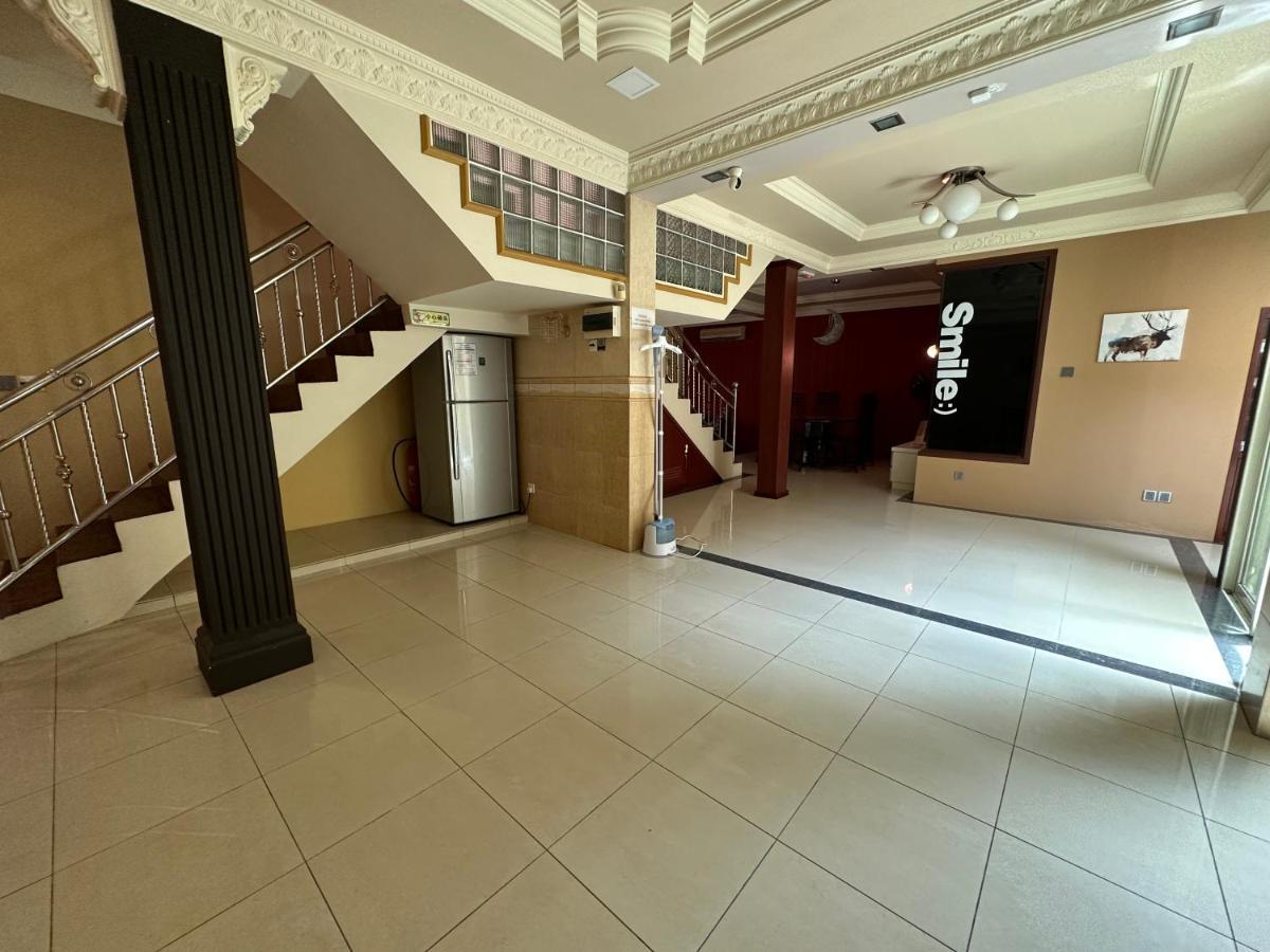 Seladah Stay Kuching Exterior foto