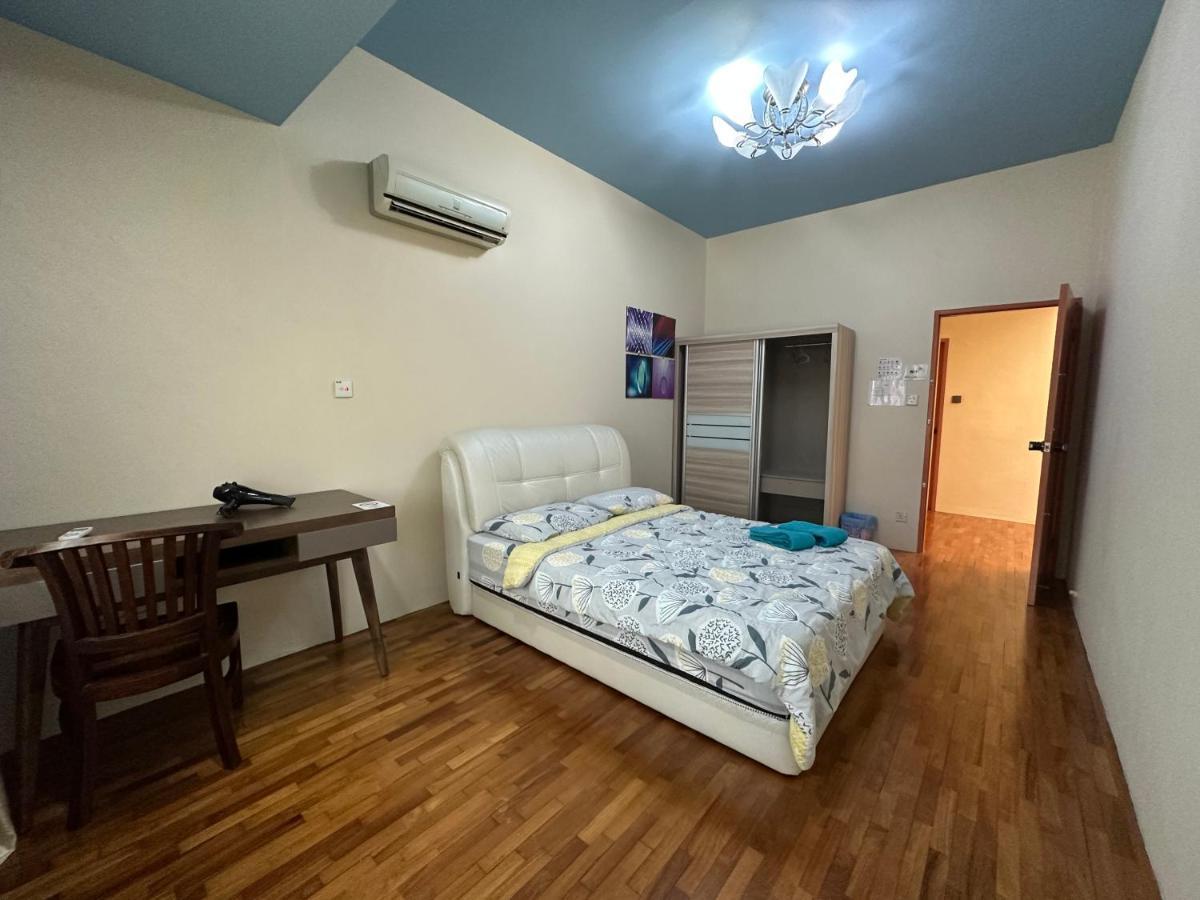 Seladah Stay Kuching Exterior foto