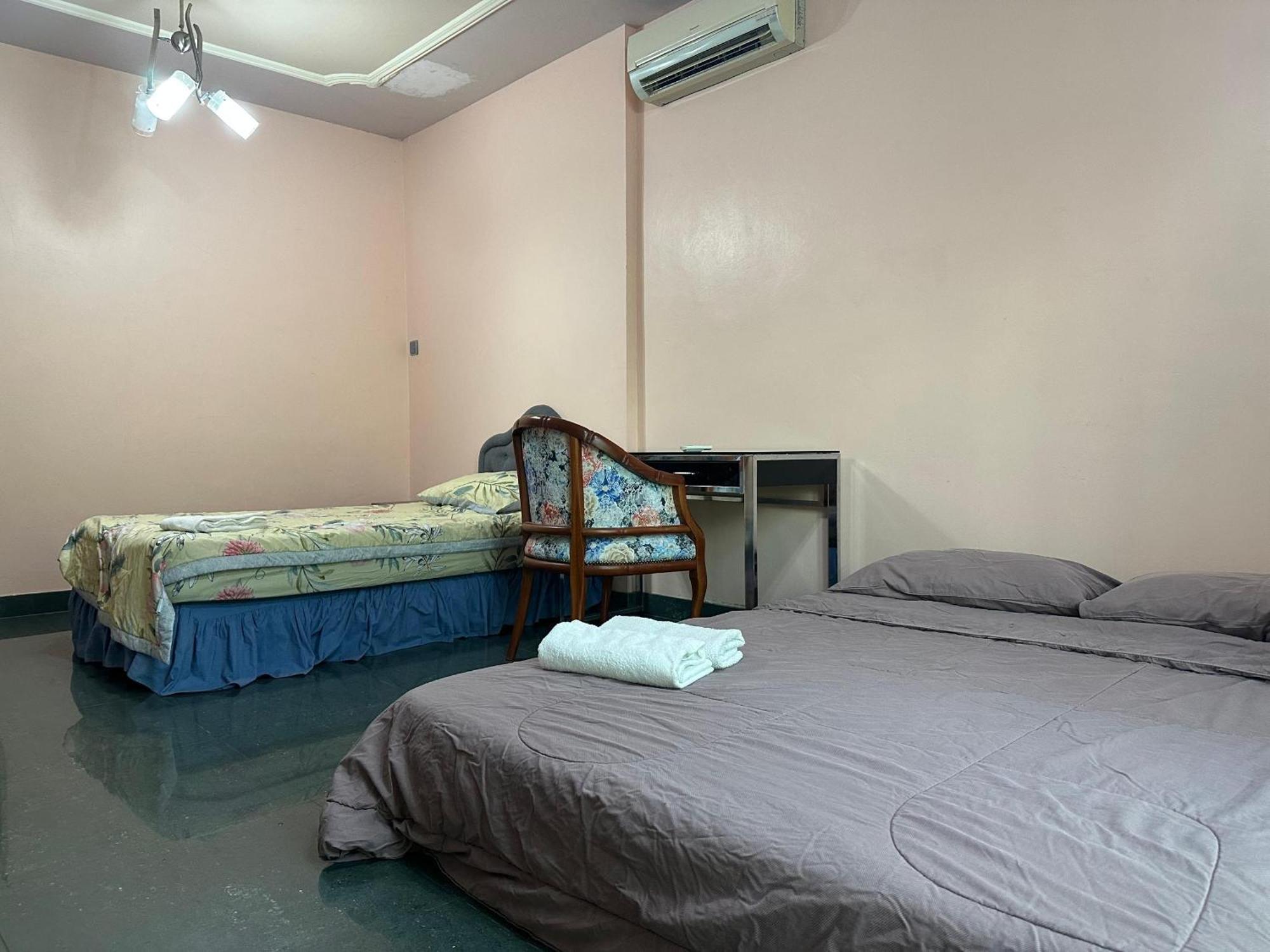 Seladah Stay Kuching Exterior foto
